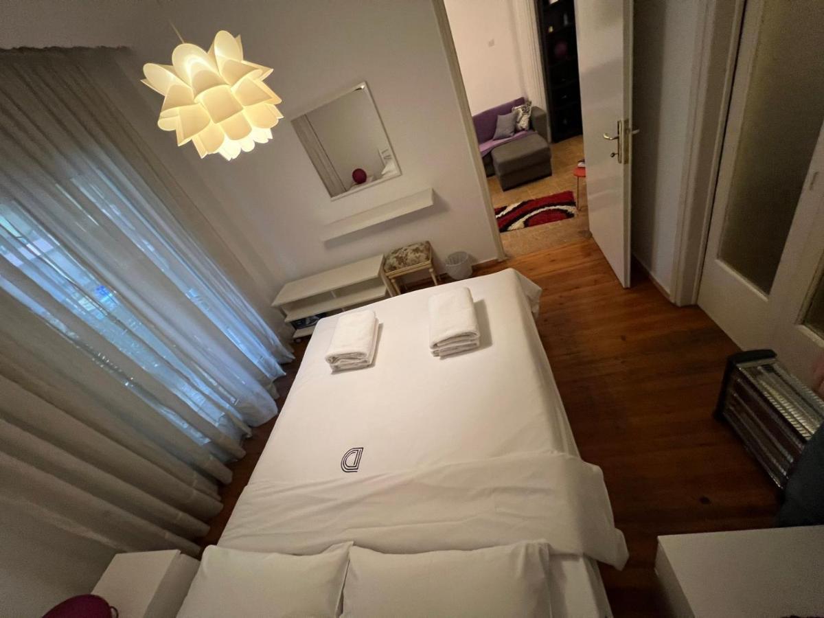 διαμέρισμα στο κέντρο της θεσσαλονίκης. Apartment *